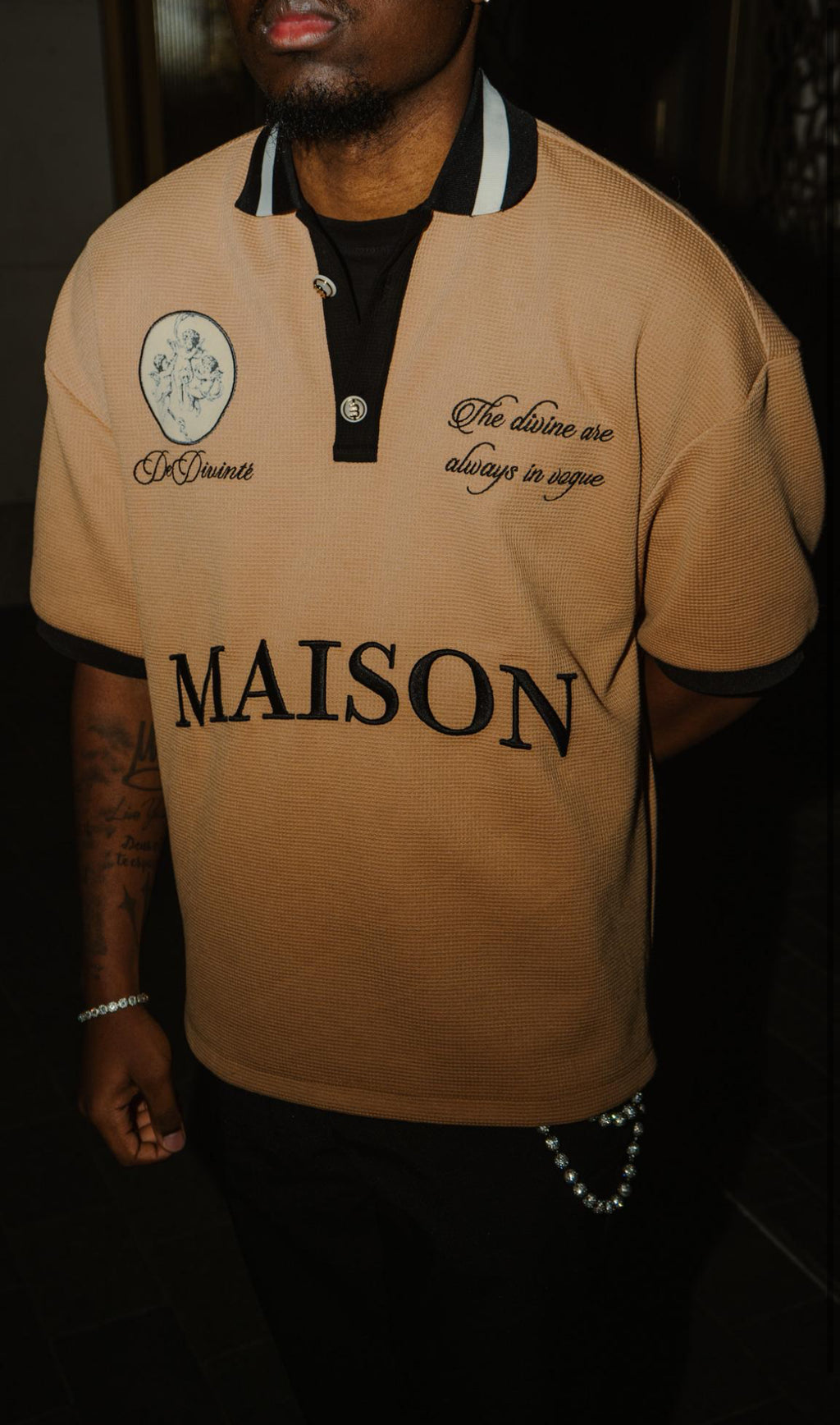 Maison Genesis Polo